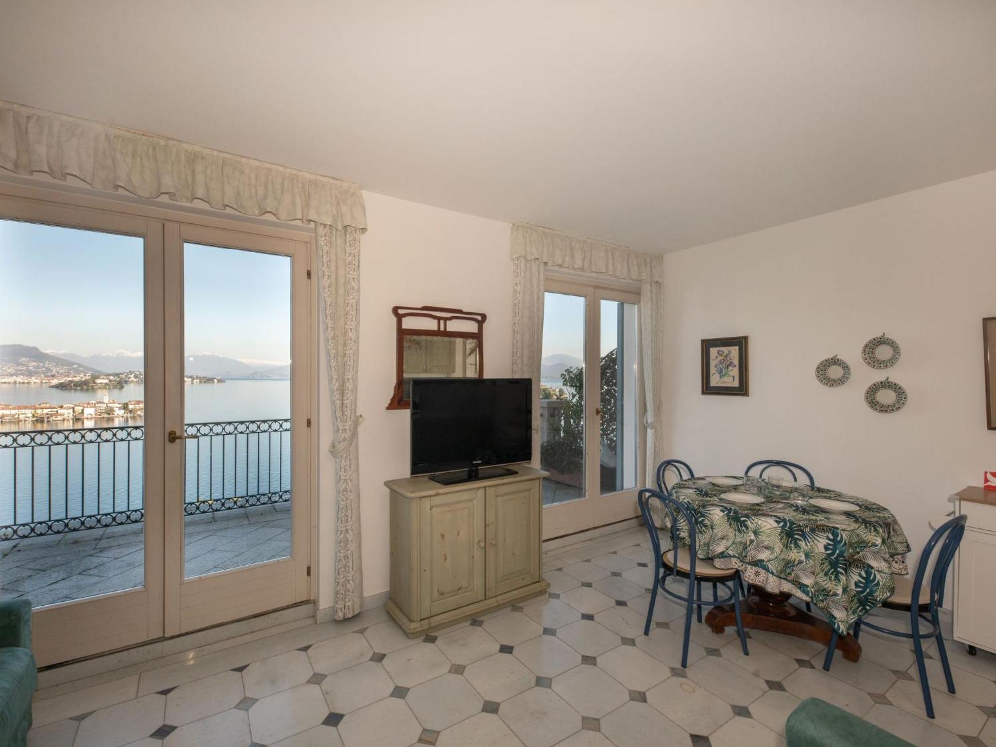 Apartment Punta Borromea By Interhome Стреза Екстериор снимка